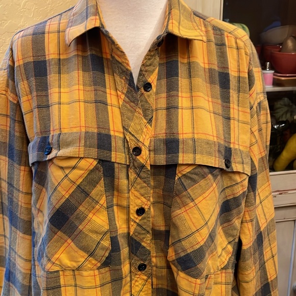 Big shirt - Picture 2 of 8